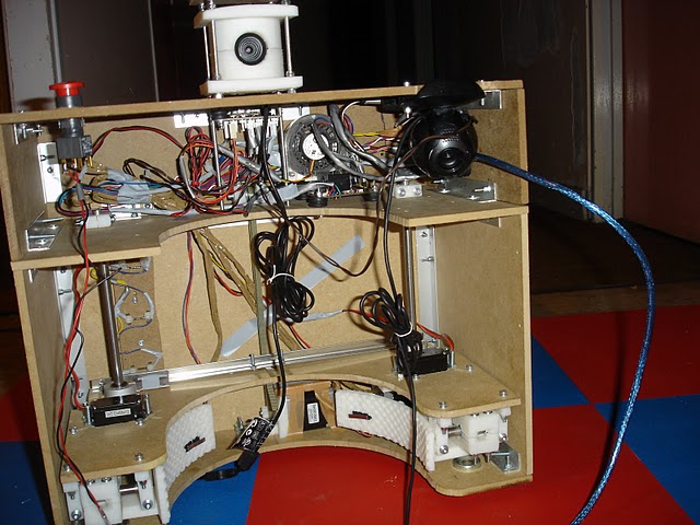 Robot